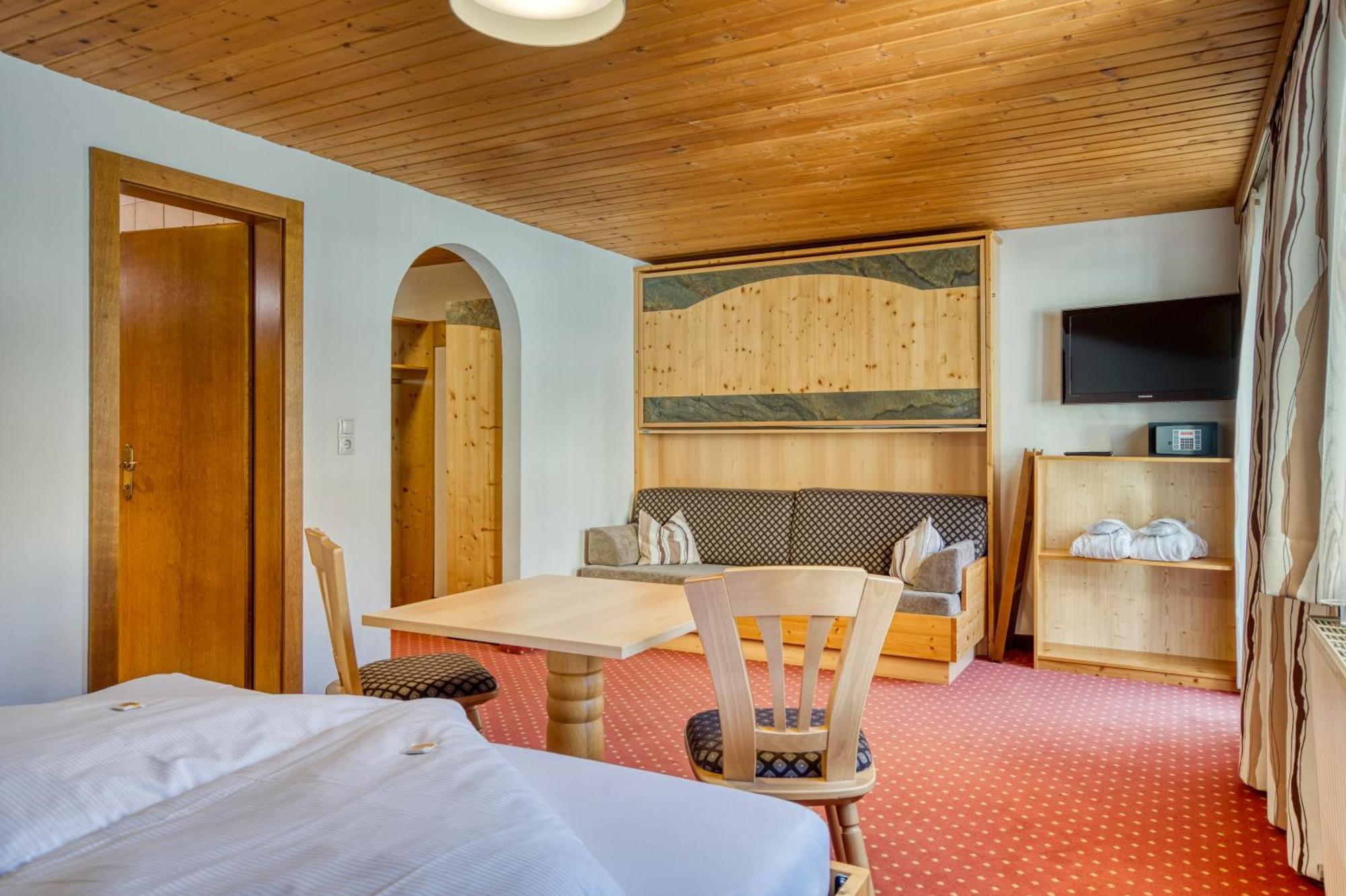 Hotel Klausnerhof Tux Bagian luar foto