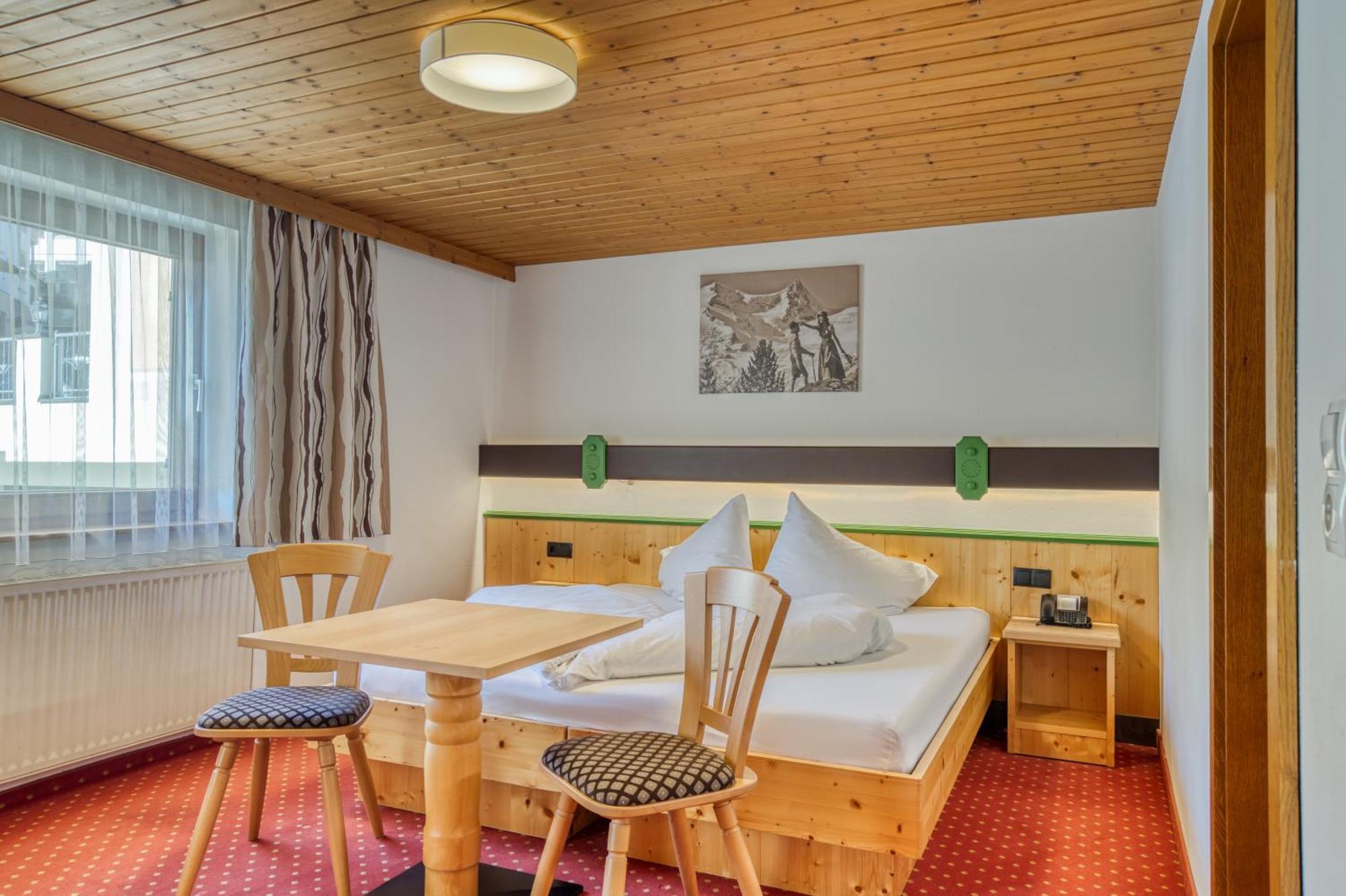 Hotel Klausnerhof Tux Bagian luar foto