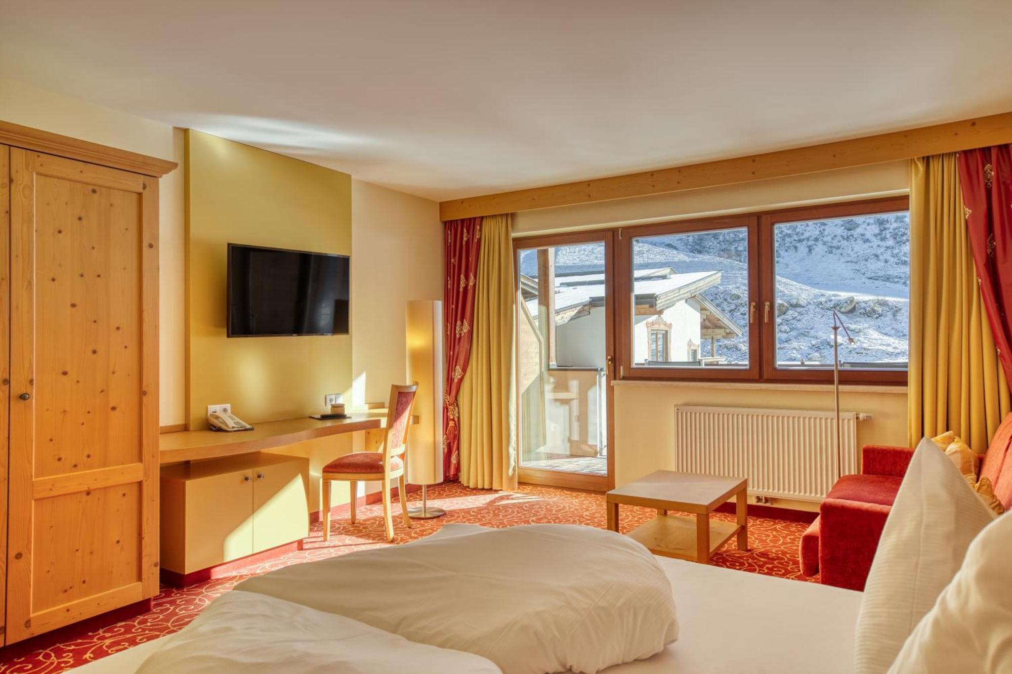 Hotel Klausnerhof Tux Bagian luar foto